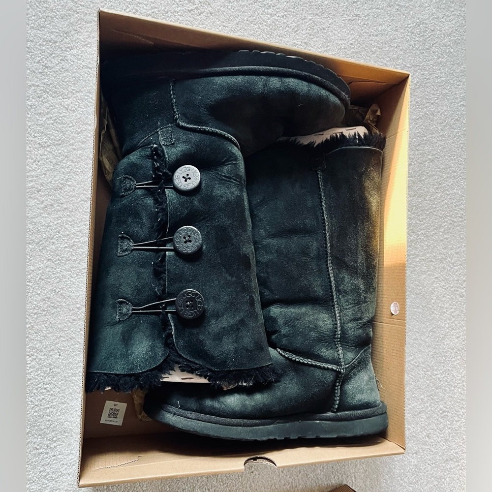 UGGS Black W. Bailey Button Boots